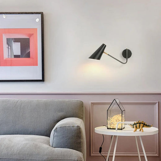 Applique murale industrielle LED noire élégante et réglable LUMINAIRE MAISON, design contemporain.