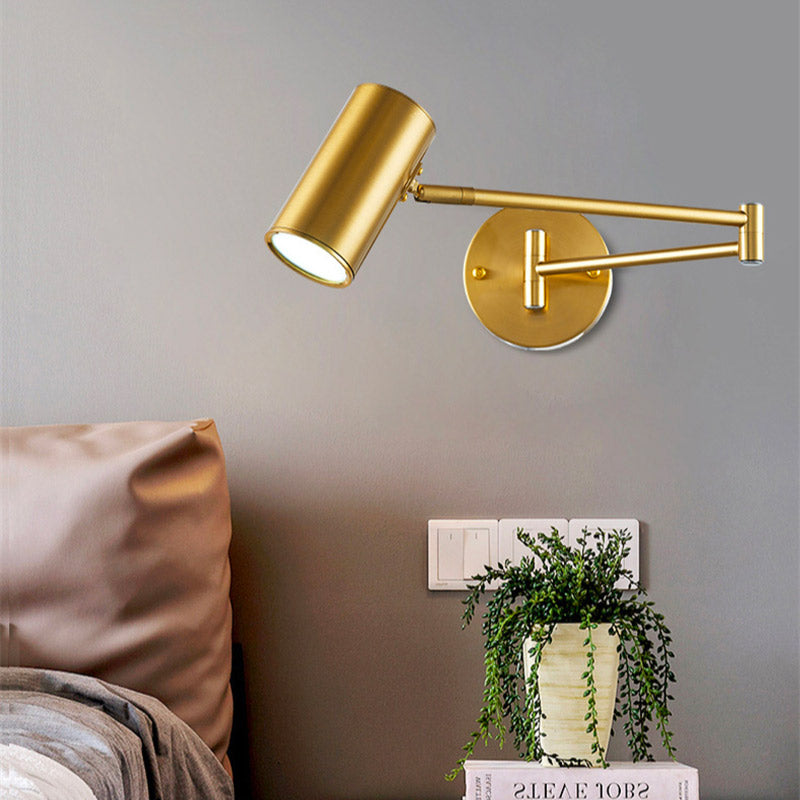 Applique murale dorée en aluminium au design épuré, support mural intégré, LUMINAIRE MAISON.